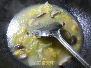 香菇白菜玉米面疙瘩的做法步骤：9