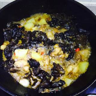 鸡腿肉炖土豆的做法步骤：13