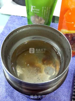 皂角仁桃胶雪燕粥的做法步骤：8