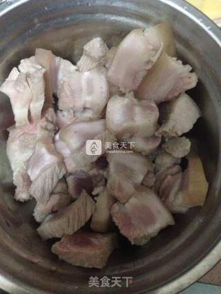 五花肉焖土豆的做法步骤：3