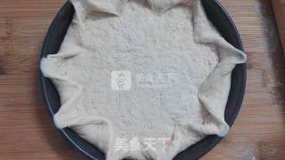 仿必胜客版——榴莲很芒披萨的做法步骤：3