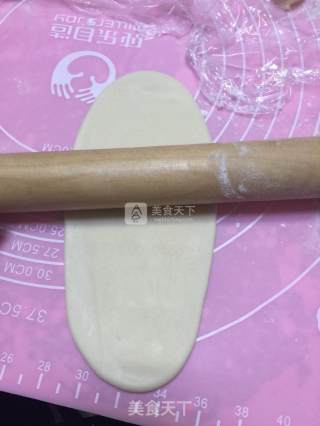 蛋黄酥的做法步骤：4