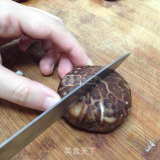 火腿香菇萝卜汤的做法步骤：2