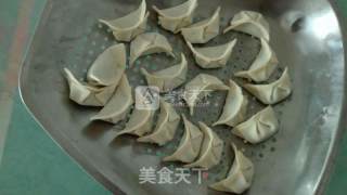 青椒韭菜饺子的做法步骤：4