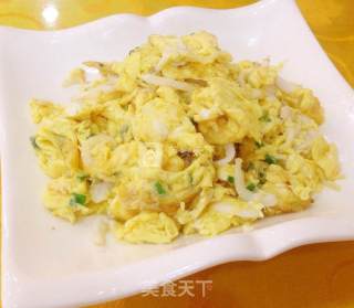 银鱼做法大全之一银鱼炒鸡蛋的做法步骤：4