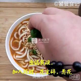 家庭版酸辣粉的做法步骤：12