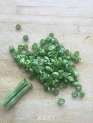 蔬菜鸡蛋炒饭的做法步骤：2