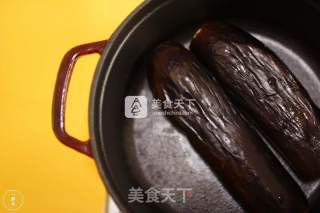 一厨作珐琅铸铁锅之快手凉拌茄子的做法步骤：2