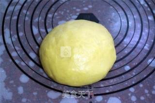 果酱夹心土司的做法步骤：2