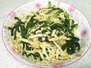 韭菜豆腐皮的做法步骤：7