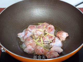 菠萝鸡的做法步骤：3
