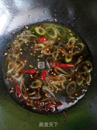 炝拌藕片的做法步骤：6