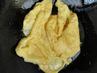 荠菜炒鸡蛋的做法步骤：4