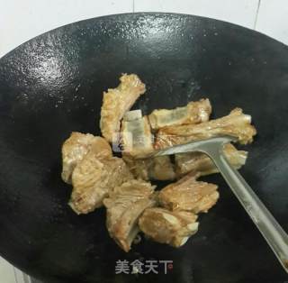 红烧排骨的做法步骤：6