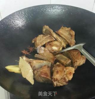 红烧排骨的做法步骤：7