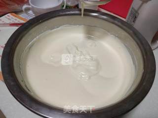 【草莓夏洛特蛋糕】的做法步骤：3