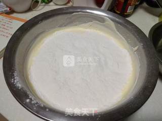 【草莓夏洛特蛋糕】的做法步骤：4