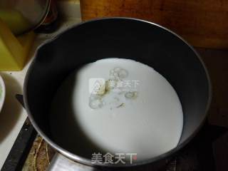【草莓夏洛特蛋糕】的做法步骤：16
