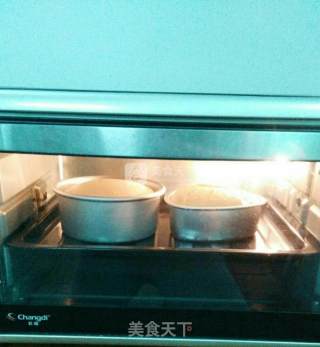圆形，心形戚风蛋糕的做法步骤：11