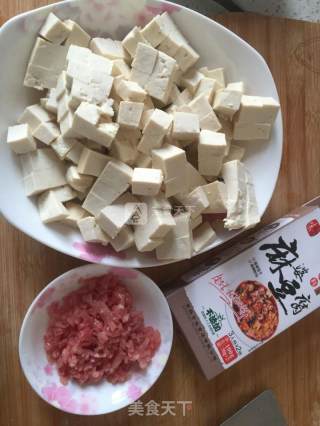 麻婆豆腐的做法步骤：1