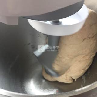 全麦核桃欧包的做法步骤：2