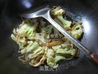 笋干菜煮花菜的做法步骤：7