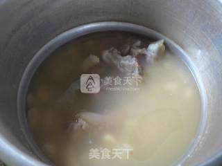 白芸豆猪蹄汤的做法步骤：7