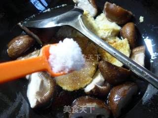 香菇烧鲜素鸡的做法步骤：8