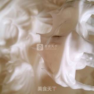 双色戚风的做法步骤：7