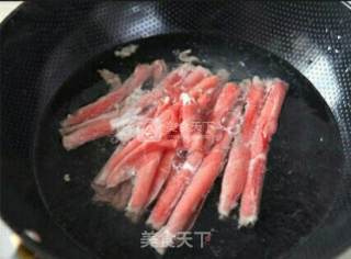 金针菇炒肥牛的做法步骤：2