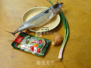 酸甜糖醋鱼的做法步骤：1