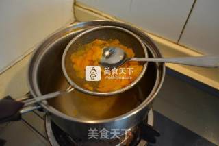 黄金南瓜羹的做法步骤：4