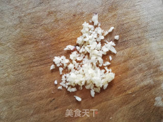 时蔬拌槐花的做法步骤：3