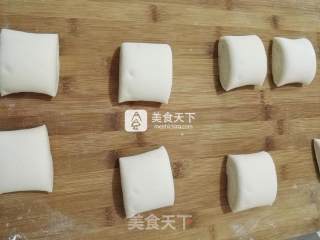 椒盐花卷的做法步骤：7