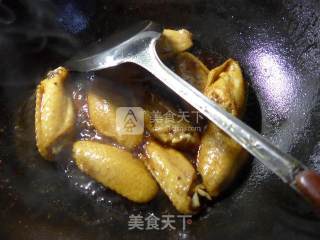 酸菜烧中翅的做法步骤：5
