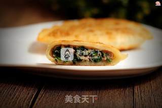 荠菜鲜肉馅饼的做法步骤：18