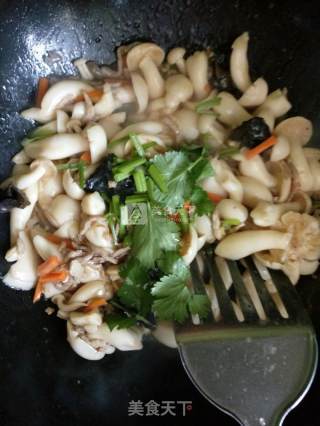 滑炒白玉菇的做法步骤：9