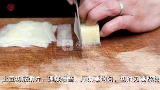 专为女人孩子准备的【金丝凤尾虾】厨艺欣赏的做法步骤：1