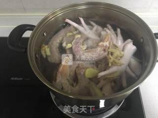 酱鸡脖鸡爪的做法步骤：1