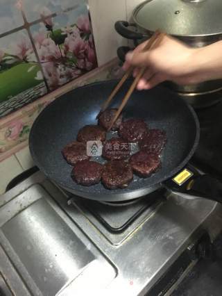 紫薯饼的做法步骤：4