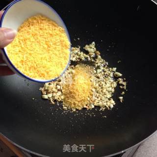 避风塘炒虾的做法步骤：6