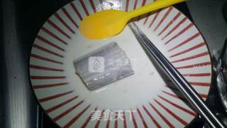 酸甜酥脆煎带鱼的做法步骤：4