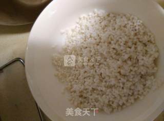 南瓜糯米盅的做法步骤：1