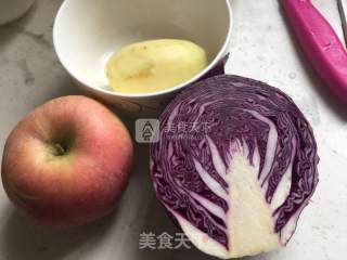 紫甘蓝苹果浓汤的做法步骤：1
