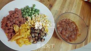 鸡粒炒饭的做法步骤：3