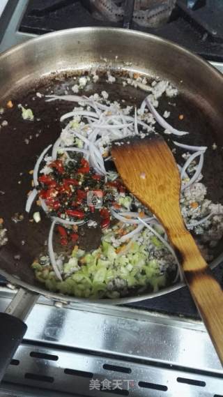 家常炒饭的做法步骤：2