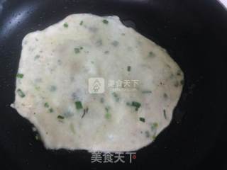 葱油饼的做法步骤：11
