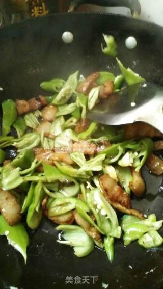 风味香干炒肉的做法步骤：2