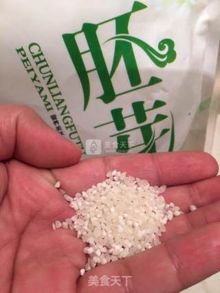 给宝宝的海参粥的做法步骤：1