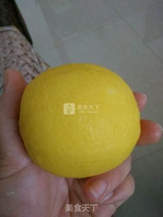 柠檬蜂蜜苹果水的做法步骤：1